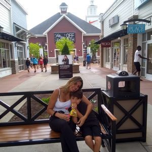 Meet your Posher, Binha